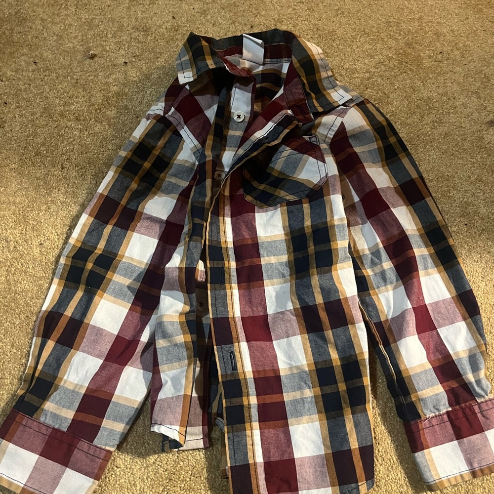 Size 5 button down dress shirt